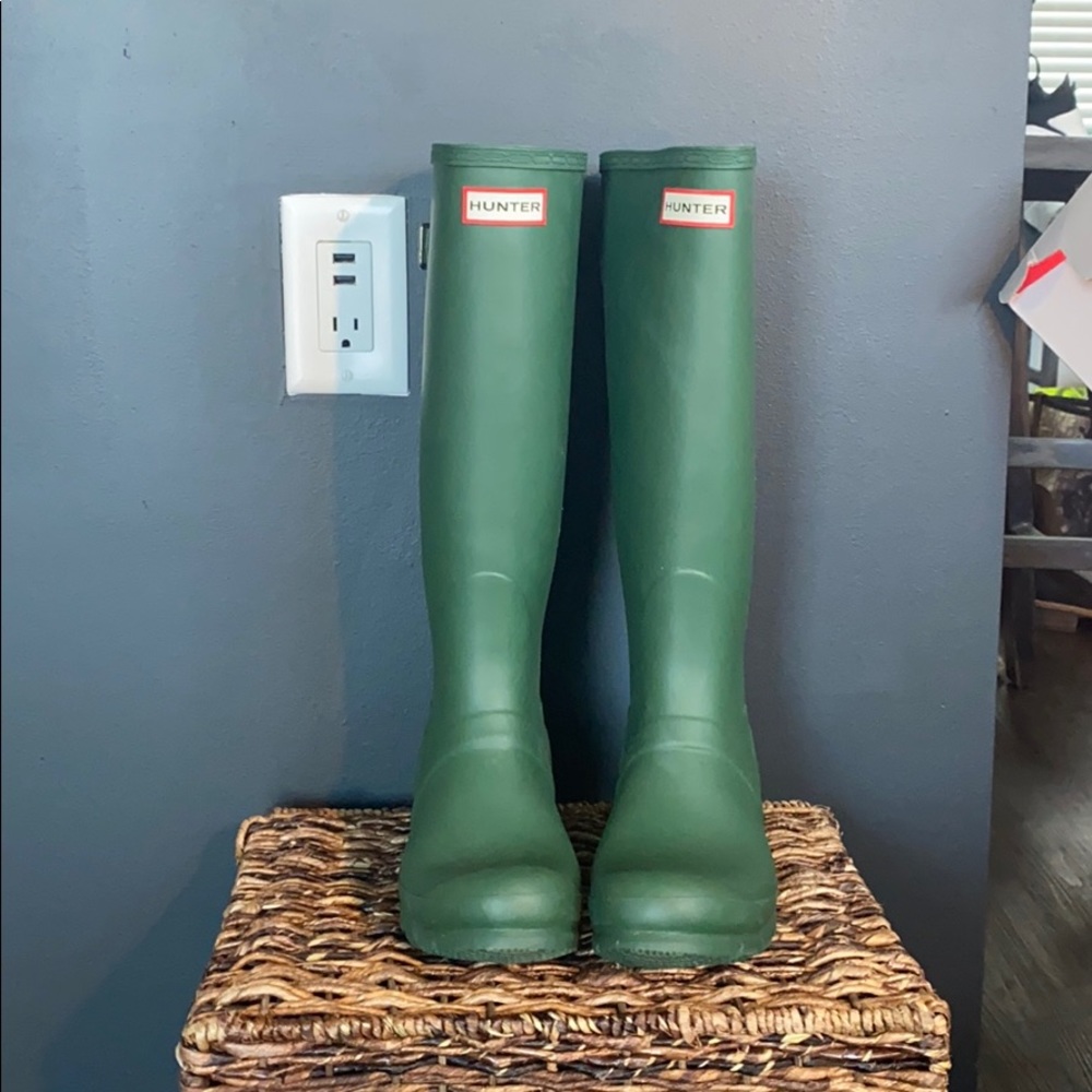 Hunter rain boots size 7